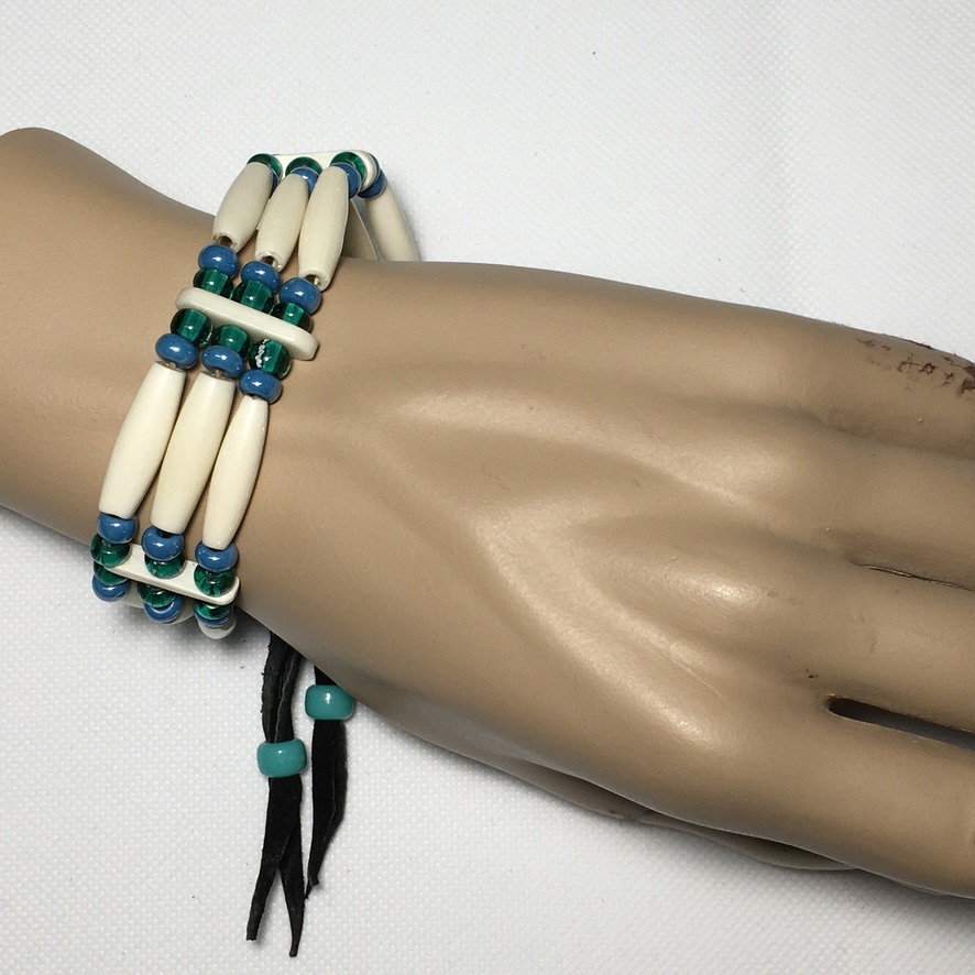 433E7B0B-4AC5-42C4-9FC2-362B372022A6_1_105_c